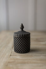 Load image into Gallery viewer, Diamond Vessel